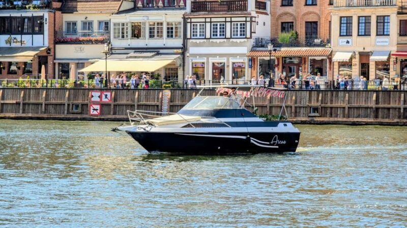 Gdask: 1-hour Private Boat Tour with Skipper - Discovering Gdansk from the Water: What to Expect