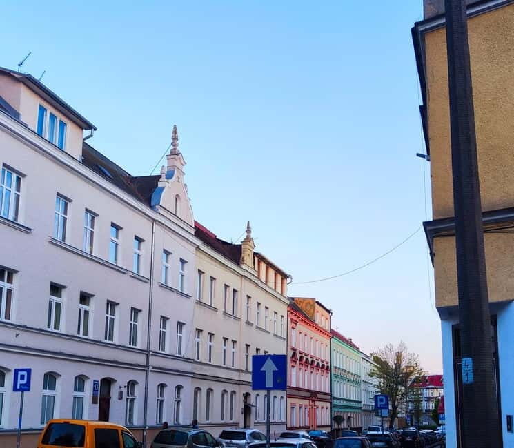 Gdask: Wrzeszcz and Shipyard District Private Bike Tour - Practical Tips