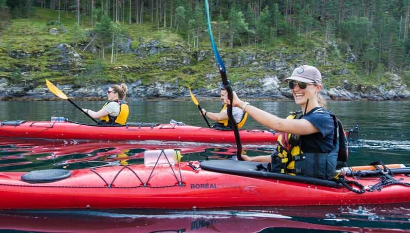 Geiranger: Kayak tour with guide - Key Points