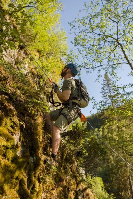 Geiranger: Rappelling tour with epic view - Key Points