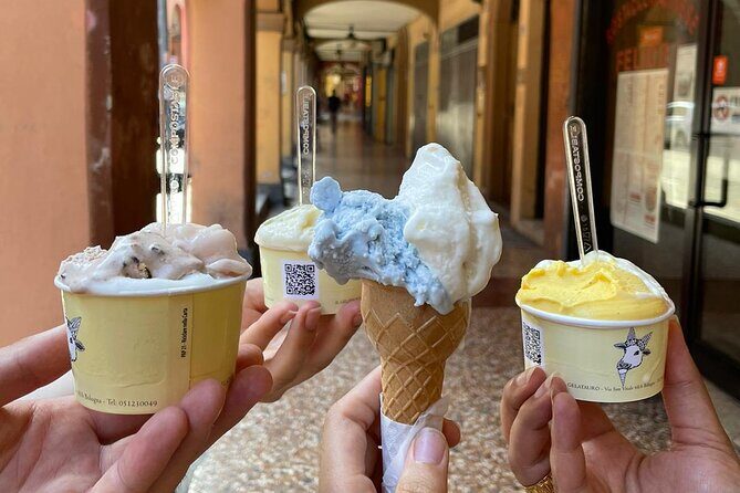 Gelato Crawl Tour Bologna: See Italy's Food Capital in a New Way - The Heart of the Tour: What to Expect