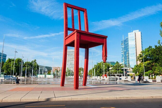 Geneva By E Bike United Nations Old Town Lake Fountain - FAQ: Practical Questions About the Geneva E-Bike Tour