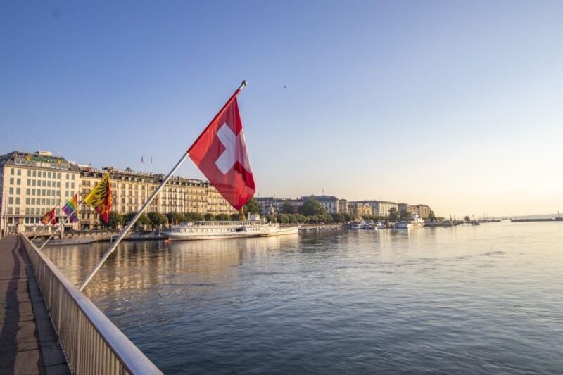 Geneva: Capture the most Photogenic Spots with a Local - FAQ