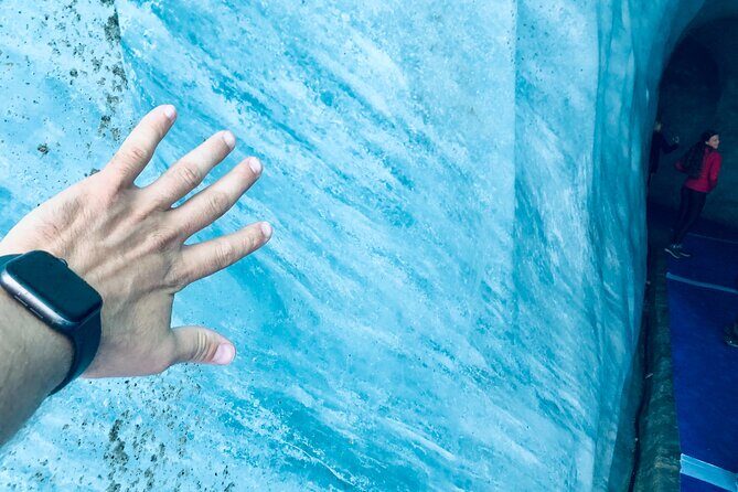 Geneva Day Trip to Mont Blanc glacier and 3860m Top - FAQ