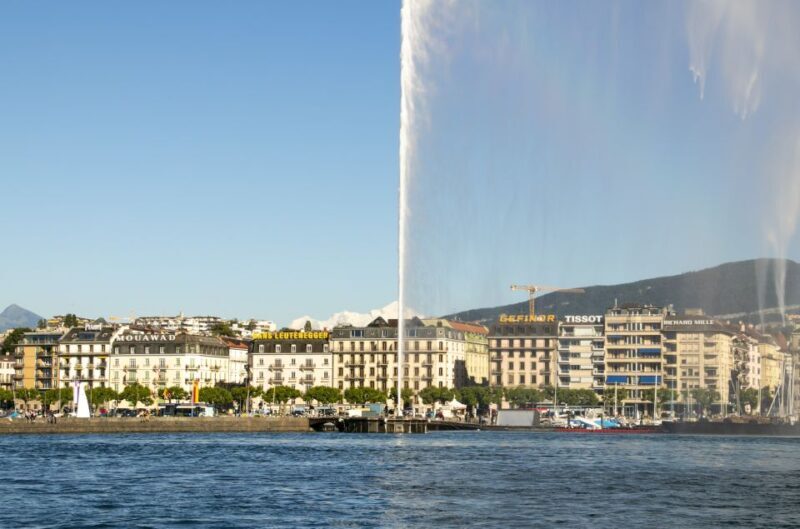 Geneva: Private Exclusive History Tour with a Local - Key Points