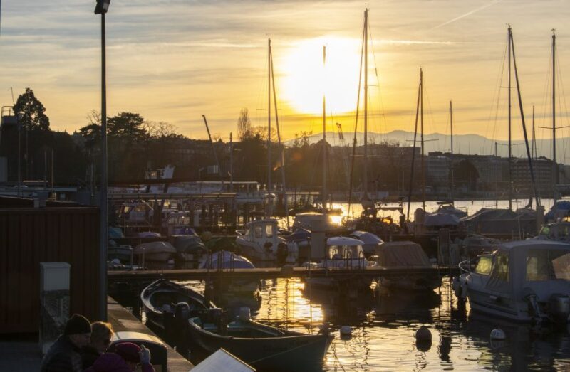 Geneva: Private Express Walk with a Local in 60 minutes - FAQ