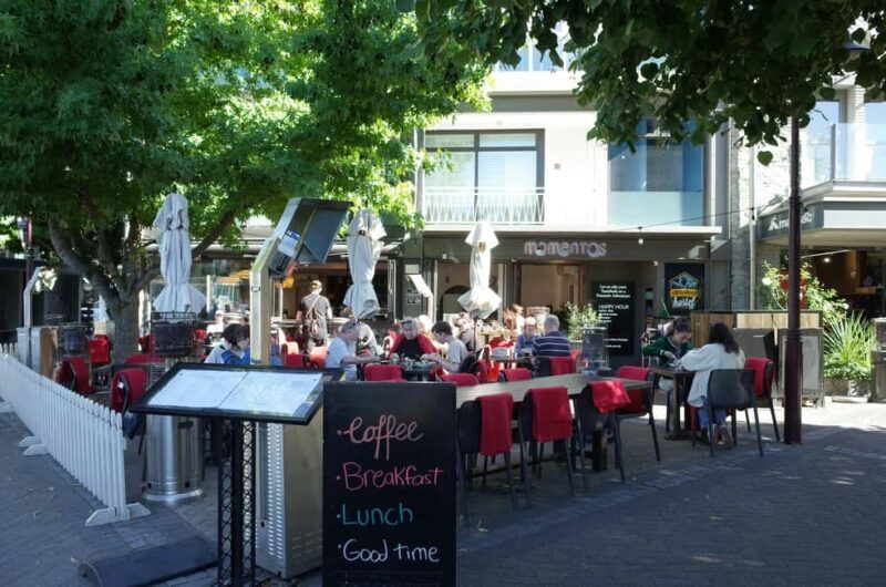 Geneva: Private Walking Tour with a Local - Why This Tour is Worth It