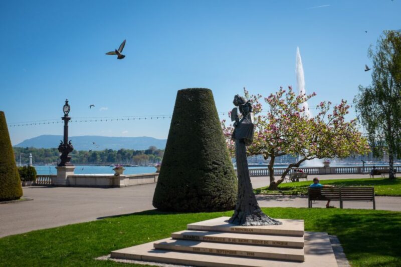 Geneva: Scenic Lake Cruise with Snacks and Wine - Who Will Love This Tour?