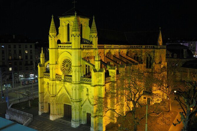 Genevas Winter Wonderland: A Festive Christmas Tour - What the Tour Entails