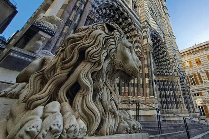 Genova Walking Tour with Audio and Written Guide by a Local - Key Points