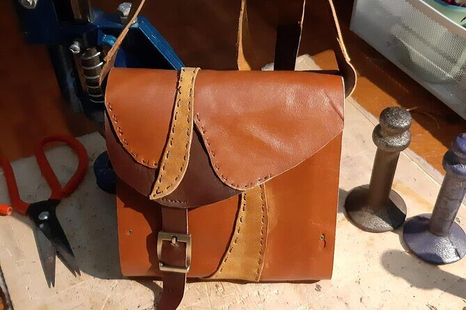 Genuine Leather Tote Bag Workshop in Leiden - FAQ