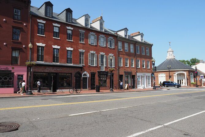 Georgetown's Famous Ghosts Smartphone Guided Haunted Walking Tour - FAQ