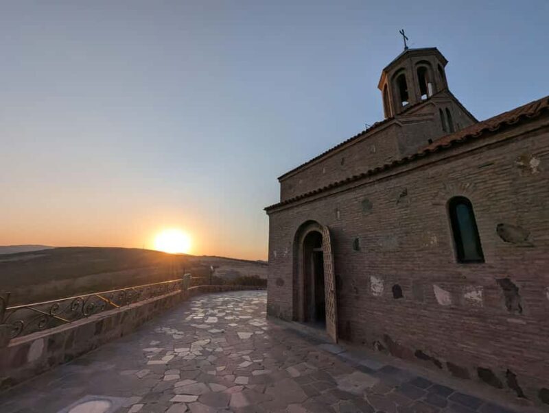 German & Gypsy Villages + Lake SUV Tour - What You Can Expect from This Tour