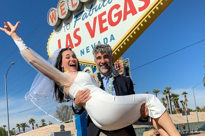 Get Married at the Fabulous Las Vegas Sign + Photos - FAQs