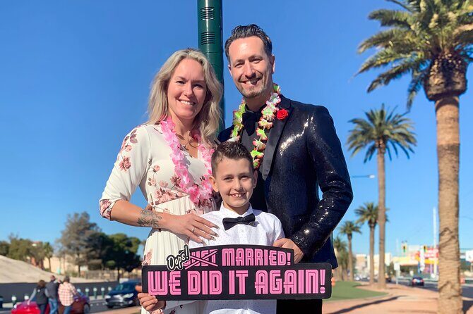 Get Married at the Fabulous Las Vegas Sign + Photos - Final Thoughts