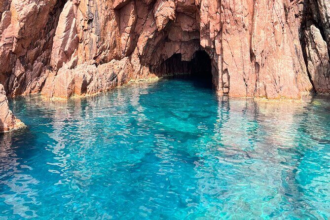 Getaway to the Calanques of Piana de Cargèse in a small group - The Experience in Detail