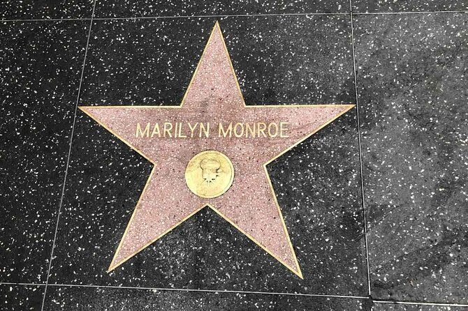 Ghost Hunt in Hollywood: Self-Guided Haunted Puzzle Walk - Who Should Consider This Tour?