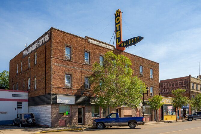 Ghosts of Drumheller: a Smartphone Audio Ghost Tour - The Experience and Atmosphere