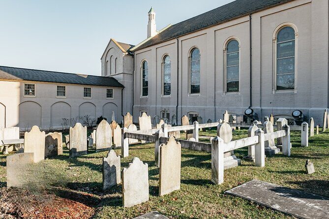 Ghosts of Fredericksburg, Virginia: A Self-Guided Walking Tour - A Deep Dive into the Fredericksburg Ghost Tour Experience