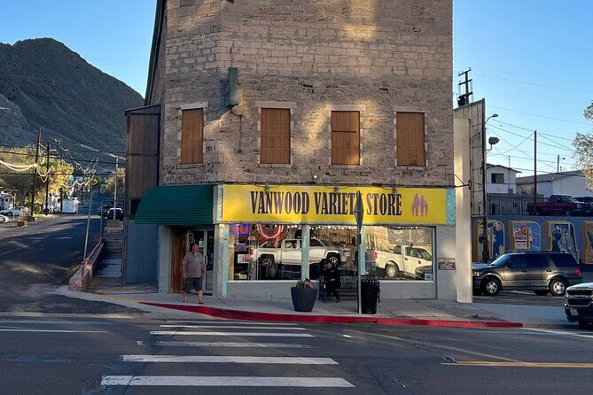 Ghosts of Tonopah Haunted History GPS/APP Smartphone guided Walking Tour outside - Who Is This Tour Best For?