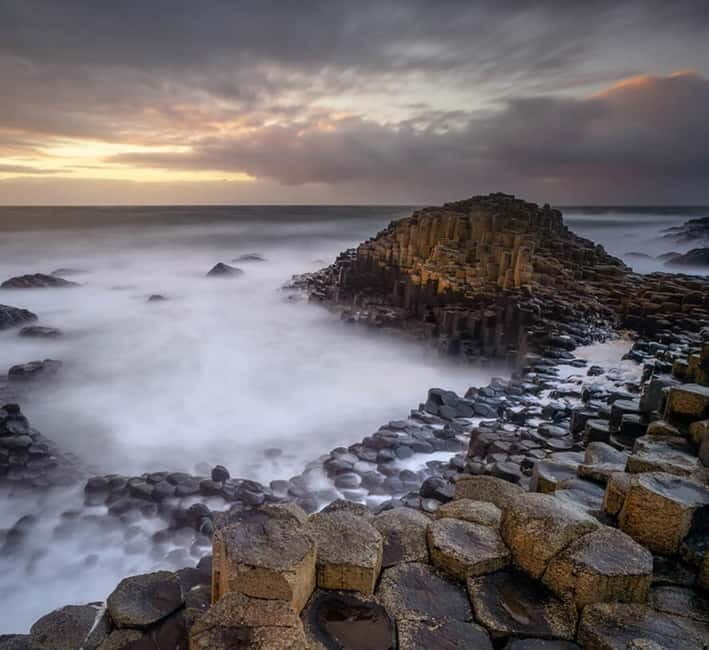 Giant's Causeway: Private Tour with Carrick-a-Rede bridge - The Experience in Detail