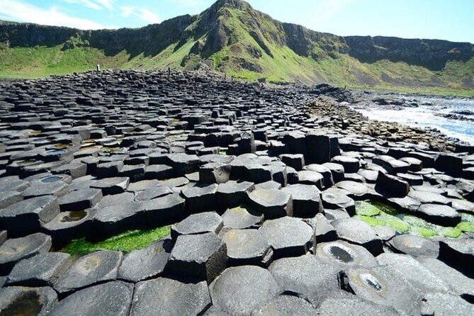 Giants Causeway with Private Chauffeur Day Tour from Dublin - Key Points