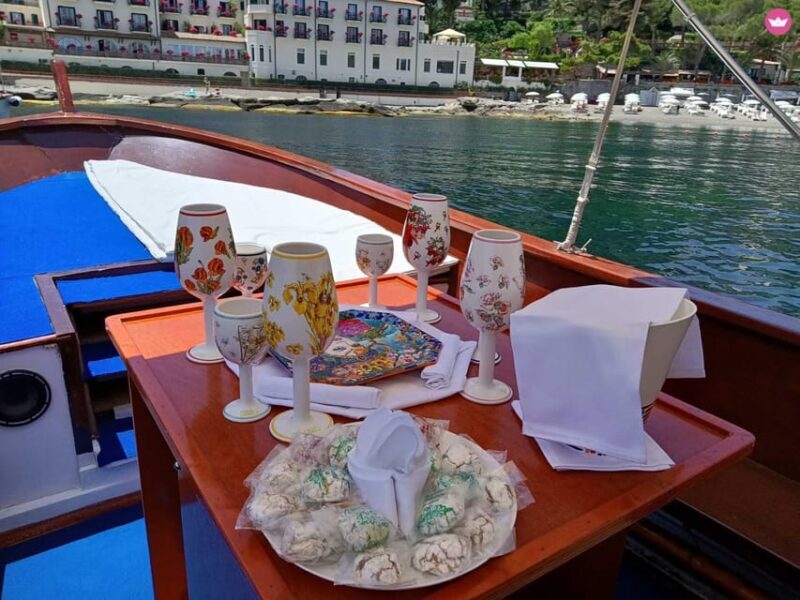Giardini Naxos: Isola Bella and Grottos Cruise with Aperitif - Key Points