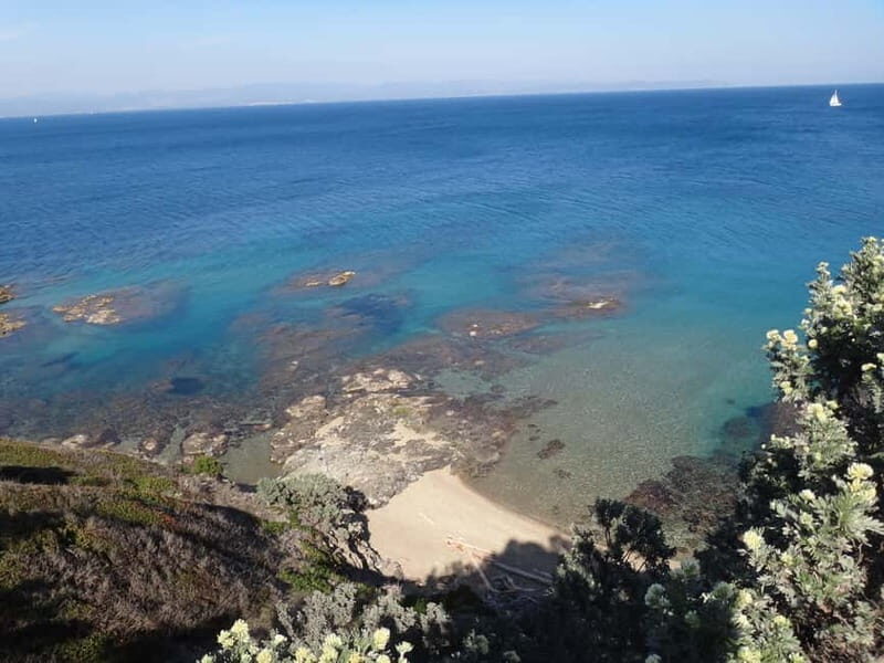 Giens and the presque-île in sea kayak with a guide - A Closer Look at the Itinerary