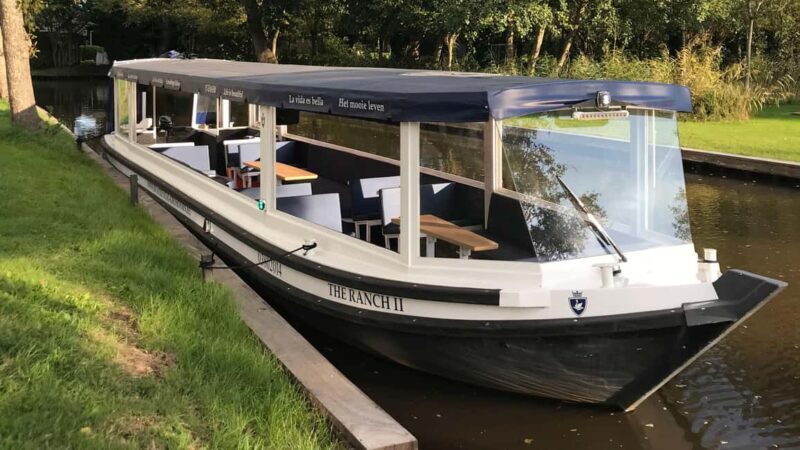 Giethoorn : 1 Hour Canal Cruise in Village With Coffee/Tea - Frequently Asked Questions