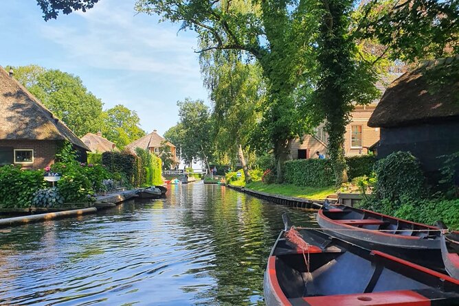 Giethoorn Small-Group Tour from Amsterdam (Max. 8 People) - Canal navigation, guide storytelling, and what you’ll learn