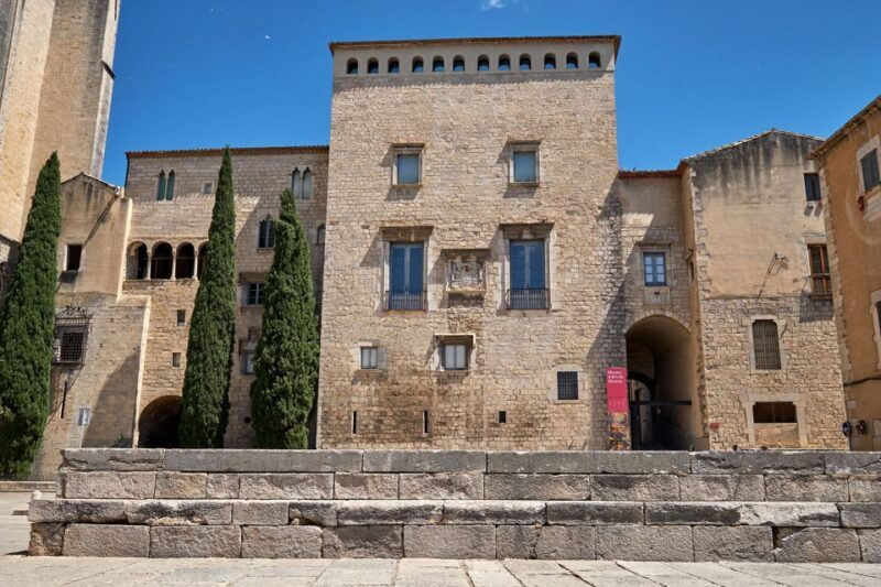 Girona Art Museum: Skip-the-Line Entry Ticket & Audio Guide - Who Is This Tour Best Suited For?