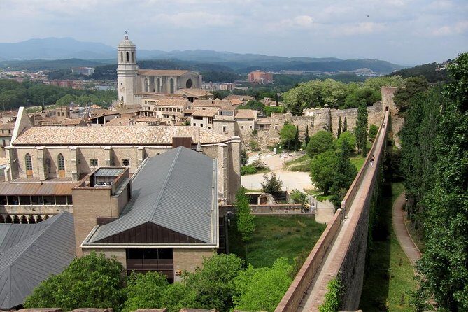 Girona History and Legends Tour Small Group from Girona - Why This Tour Offers Great Value