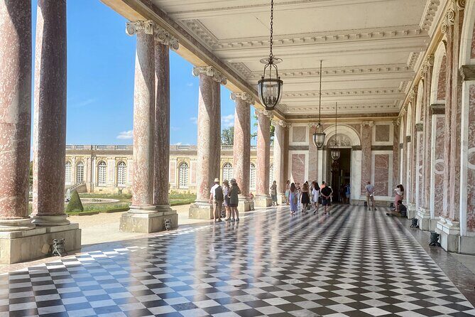 Giverny Versailles Trianon Small Group from Paris by Minivan - FAQ