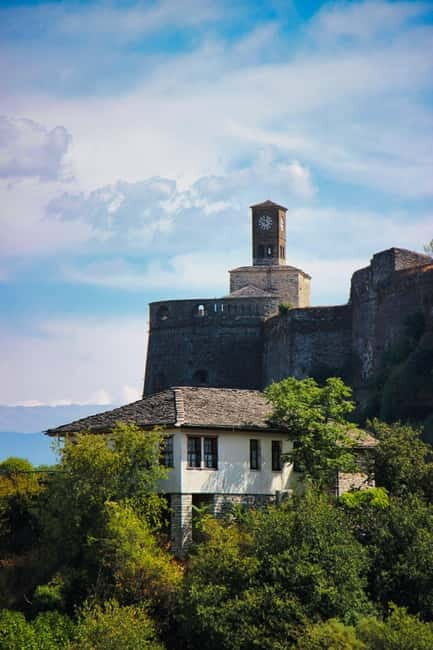 Gjirokastra: Guided City Tour with Castle and Skenduli House - How the Reviews Reflect the Experience