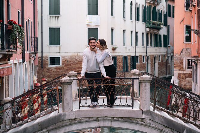 Glam photoshoot in hidden Venice! (up to 4) - Who Will Love This Experience?