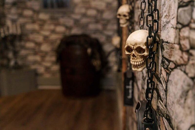 Glasgow: Escape Room The Ghost of Mary Queen of Scots - What Is the Experience Really Like?