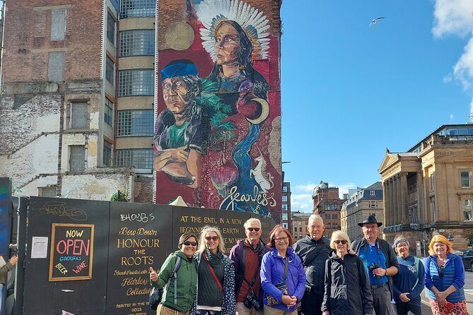 Glasgow Street Art Daily Walking Tour: 2pm - Scotland’s Wildlife and Community Art