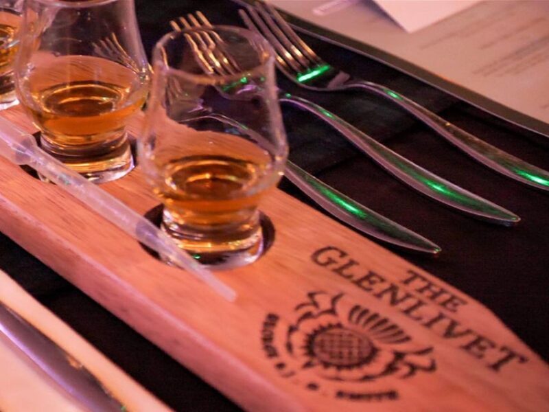 Glasgow: Whisky Flight and Scottish Cheeseboard - Key Points