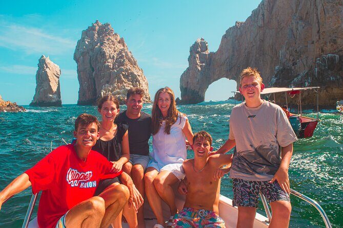 Glass bottom boat tour - The Sum Up