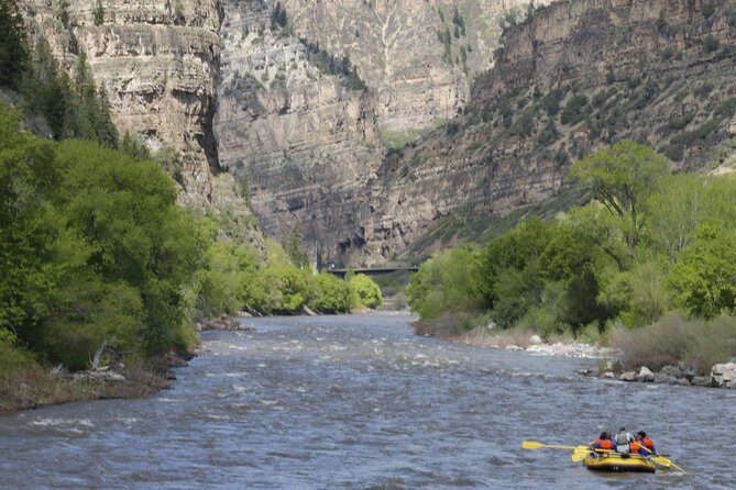 Glenwood Springs Short and Mild Rafting Trip - Key Points