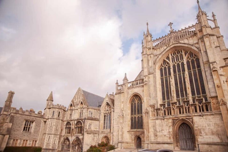Gloucester Cathedral: Highlights Tour - Key Points