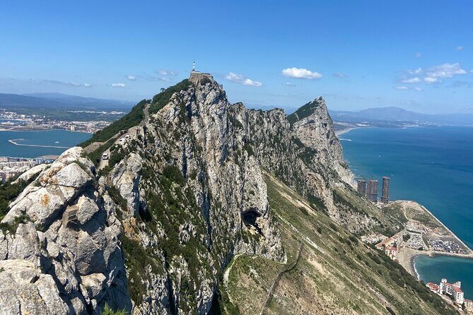 Go Tours 360° Experience in Gibraltar with Professional Guide - Breaking Down the Itinerary: What You’ll See and Do