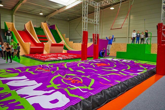 GOjump MEGAPARK Kraków-Sikorki - 1 hour Trampoline Park ticket - FAQ