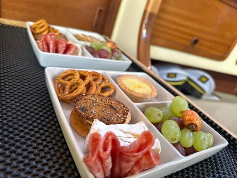 Gold Coast: Afternoon Sailing Cruise incl food & drinks - Key Points