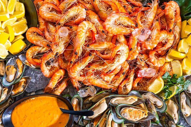 Gold Coast Buffet Lunch Sightseeing Cruise - A Deep Dive into the Gold Coast Buffet Lunch Sightseeing Cruise