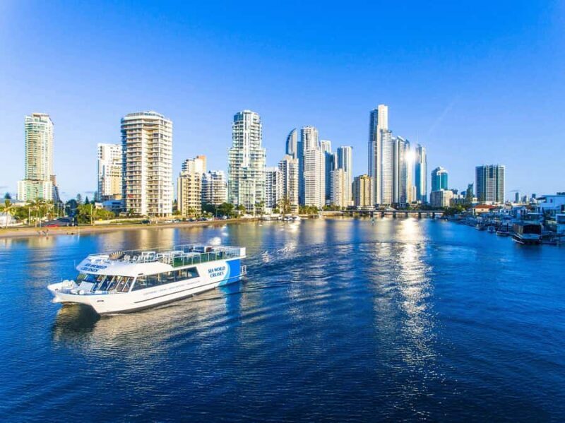 Gold Coast: Sightseeing Cruise with Buffet Lunch - The Itinerary in Detail