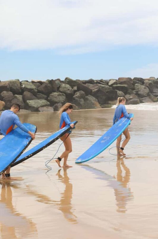 Gold Coast's Favourite Learn to Surf Lesson (Ages 13+) - Equipment and Group Size