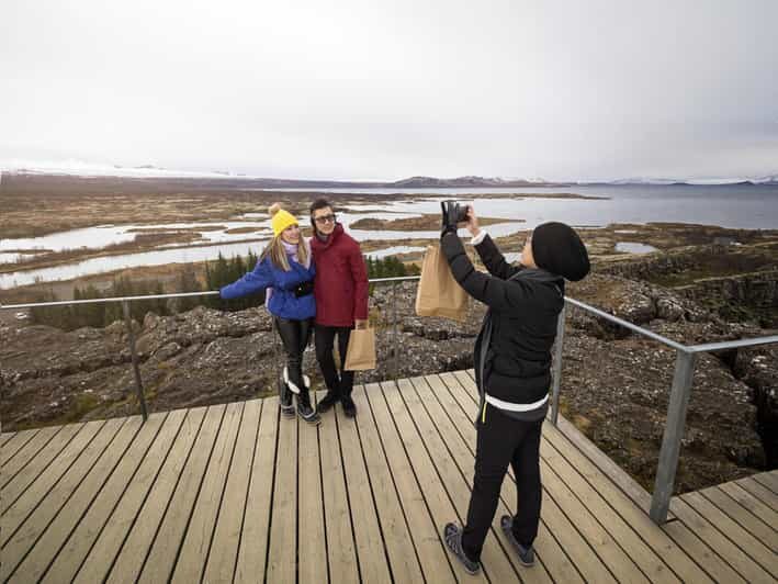 Golden Circle and South Coast Tour with 7+ Great Attractions - Exploring the Highlights: What Makes This Tour Special