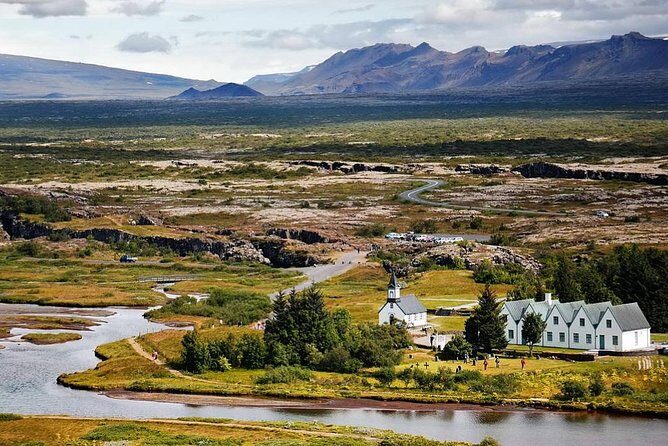 Golden Circle. Private Day Tour from Reykjavik - Gullfoss Waterfall: Power in Motion