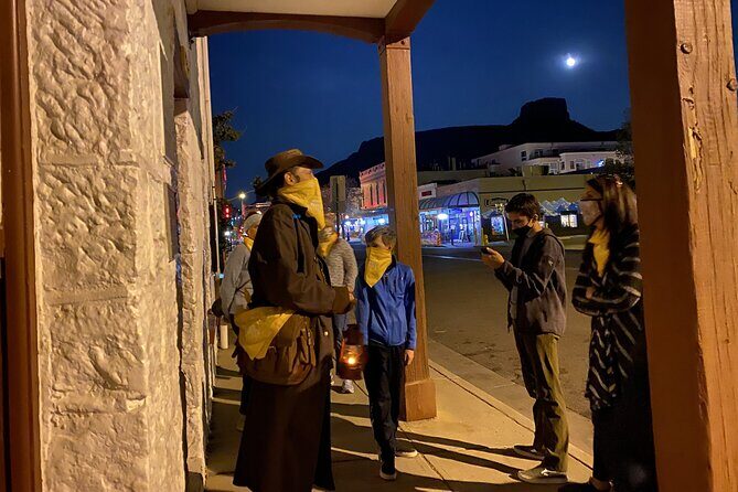 Golden Ghosts & Spirits Haunted Pub Crawl - Key Points